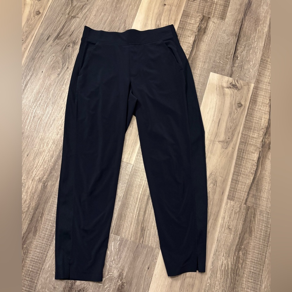Athleta Women’s Dark Navy Athletic Pants
